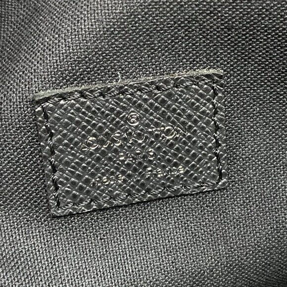 LOUIS VUITTON Dimitri Ardoise Taiga - Shoulder Bag 565-040725 - Picture 13 of 14